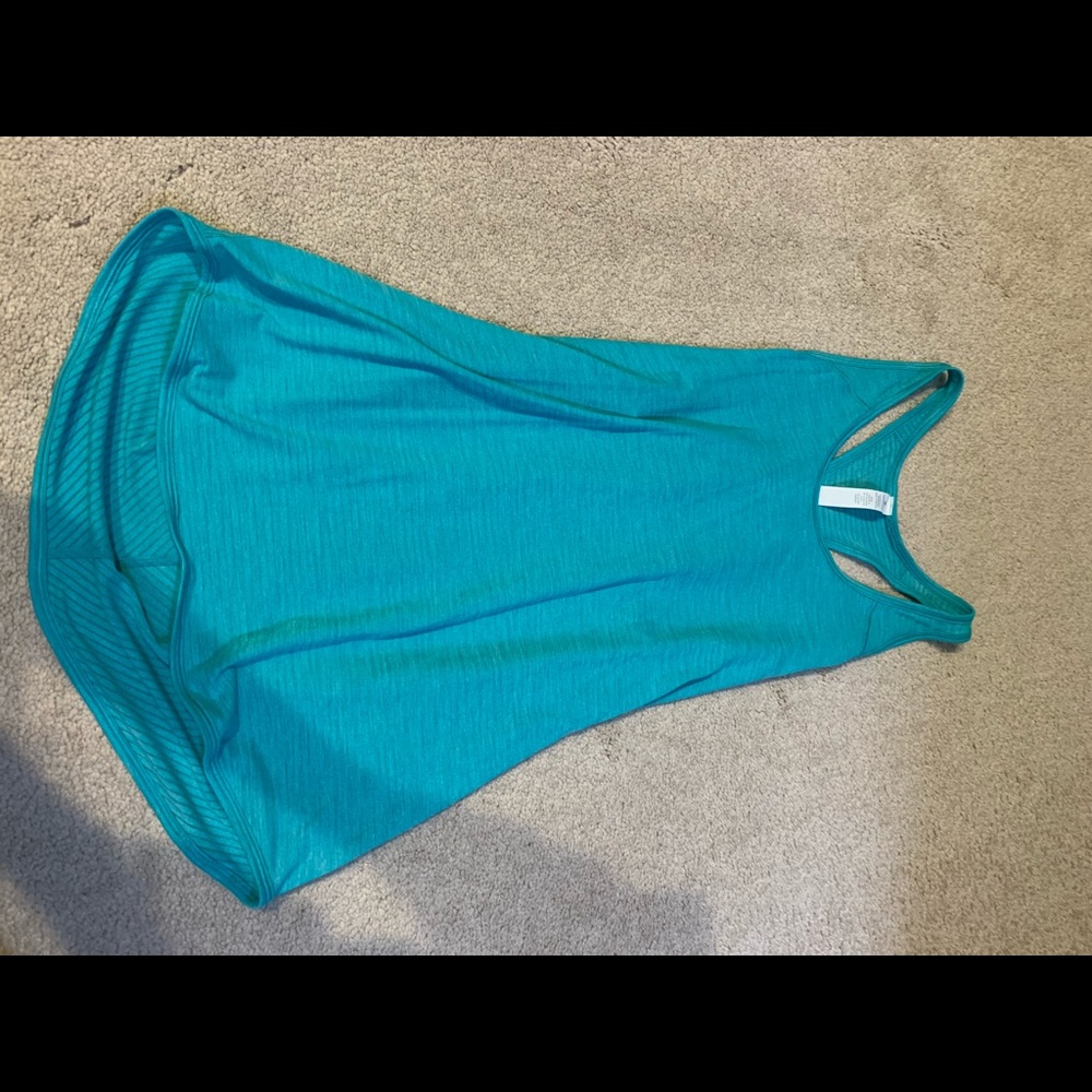 Lululemon tank top